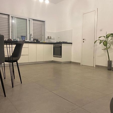 Apt Heart Tlv Arnon 50 Mt From Sea Apartment Tel Aviv Exterior foto